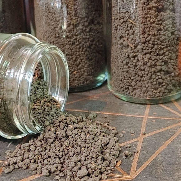 graveyard Dirt 1/3 cup - Picture 2 of 5